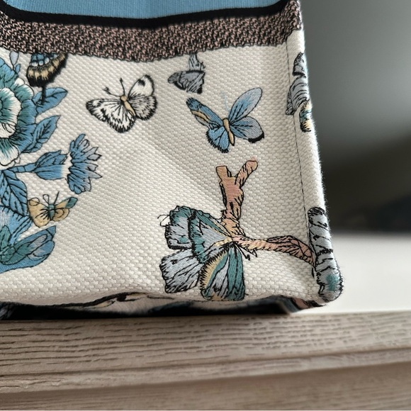 Dior Butterfly large Book Tote Bag White Blue - Picture 8 of 11